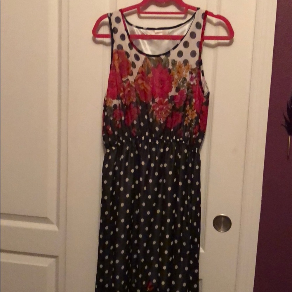 Black, White and Red Causal Maxi Dress